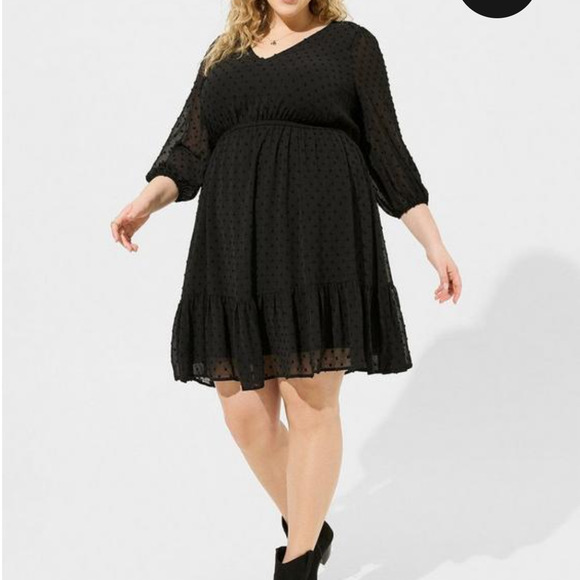 NWT Torrid Black Mini Clip Dot Babydoll Dress - Picture 1 of 8